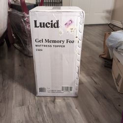 NEW IN BOX Lucid Mattress Topper