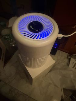 White Air Purifier with Blue LED Light