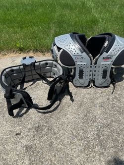 Football pads shoulder pads with rib protector Schutt air flex