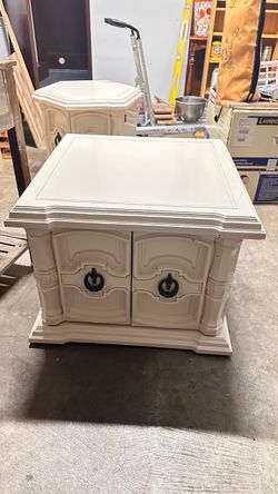 Vintage Ornate End Tables / Nightstands – Pair