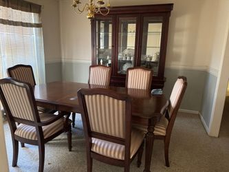 China closet and table / sold together