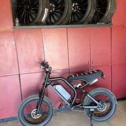 E Bike With Custom Display And Seat
