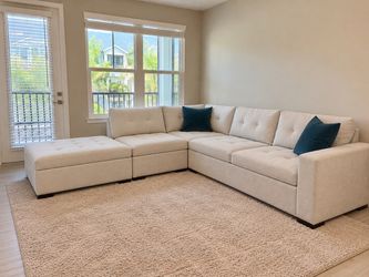Havertys Lenox Sectional Sofa + Matching Storage Ottoman Delivery Available
