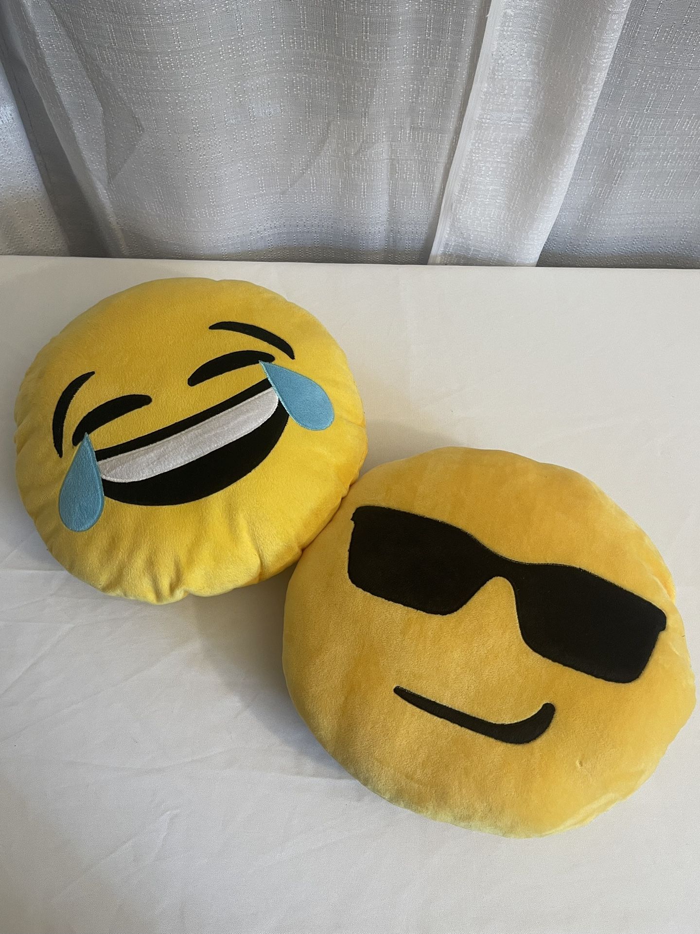 2 Emoji Plushies 