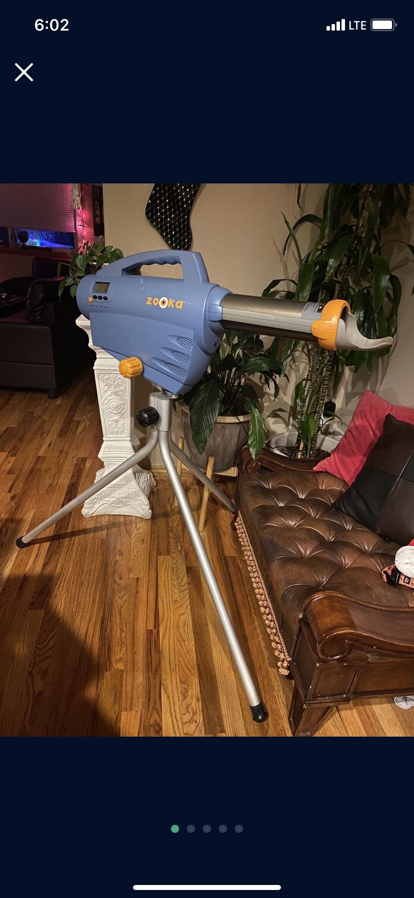Zooka ZS740 Pitching Machine