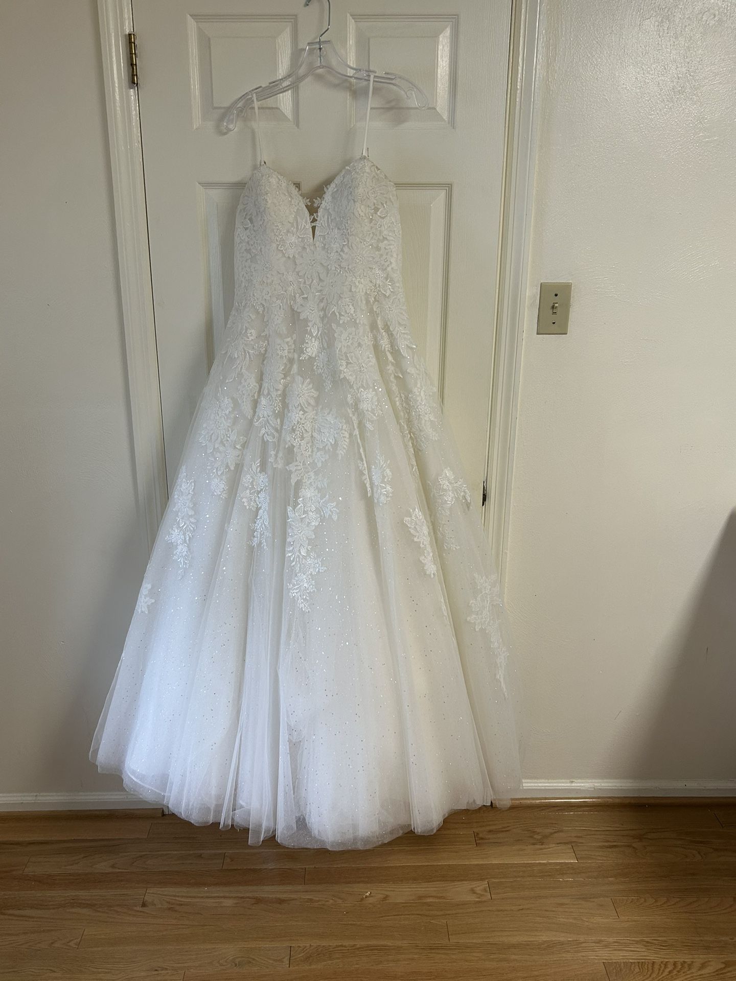 Modeca Wedding Dress