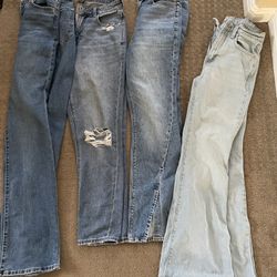 American Eagle, Levi’s Jeans 