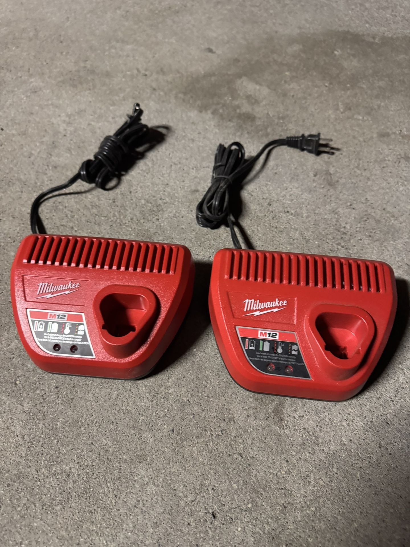 MILWAUKEE M12 CHARGERS 