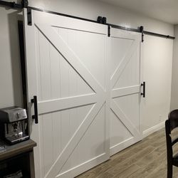white farmhouse bipass barn doors