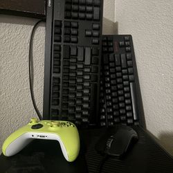 Xbox 1, Xbox Controller, Model O Mouse, 2 Keyboards, Hdmi Cable