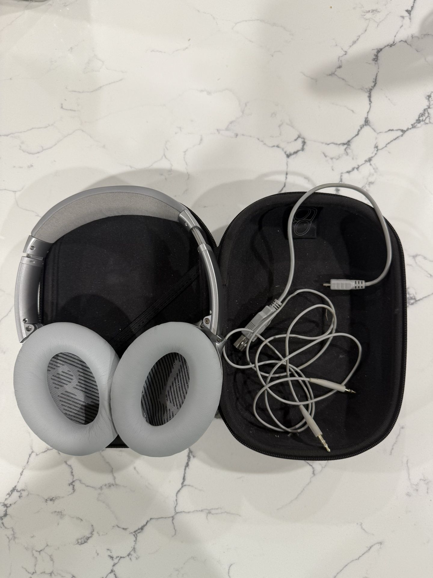 Bose QC35 headphones