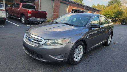 2011 Ford Taurus