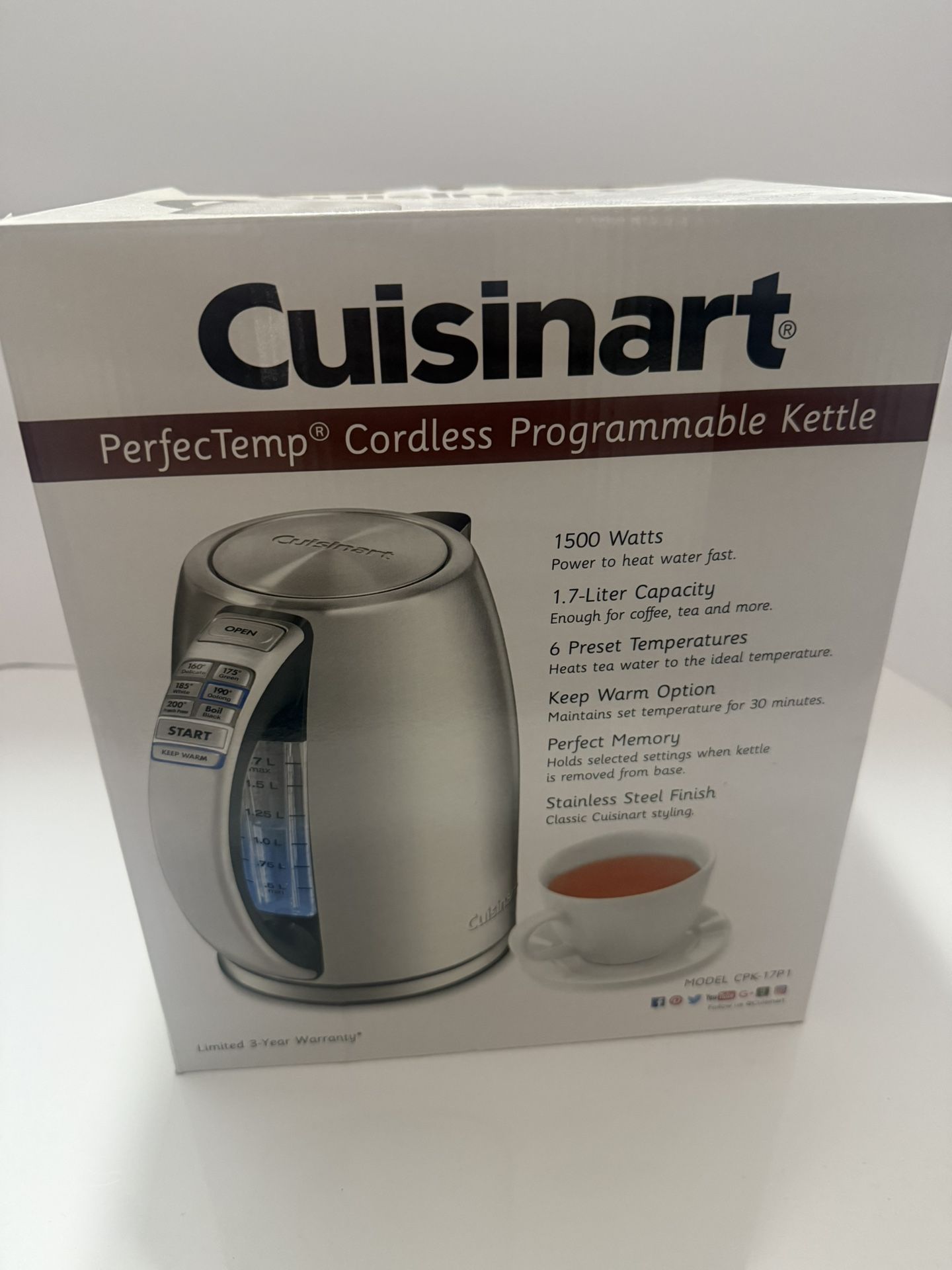 Cuisinart PerfecTemp 1.7-Liter Electric Kettle, Cordless Electric Tea Kettle, 1500W for Fast Heat-Up, 6 Preset Temperatures, 30-Minute Keep Warm, Stay