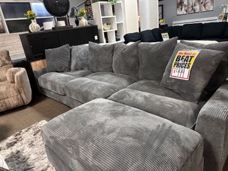 Stunning modular sectional! $899 💙🔥