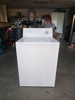 Washing Machine, Free Delivery !