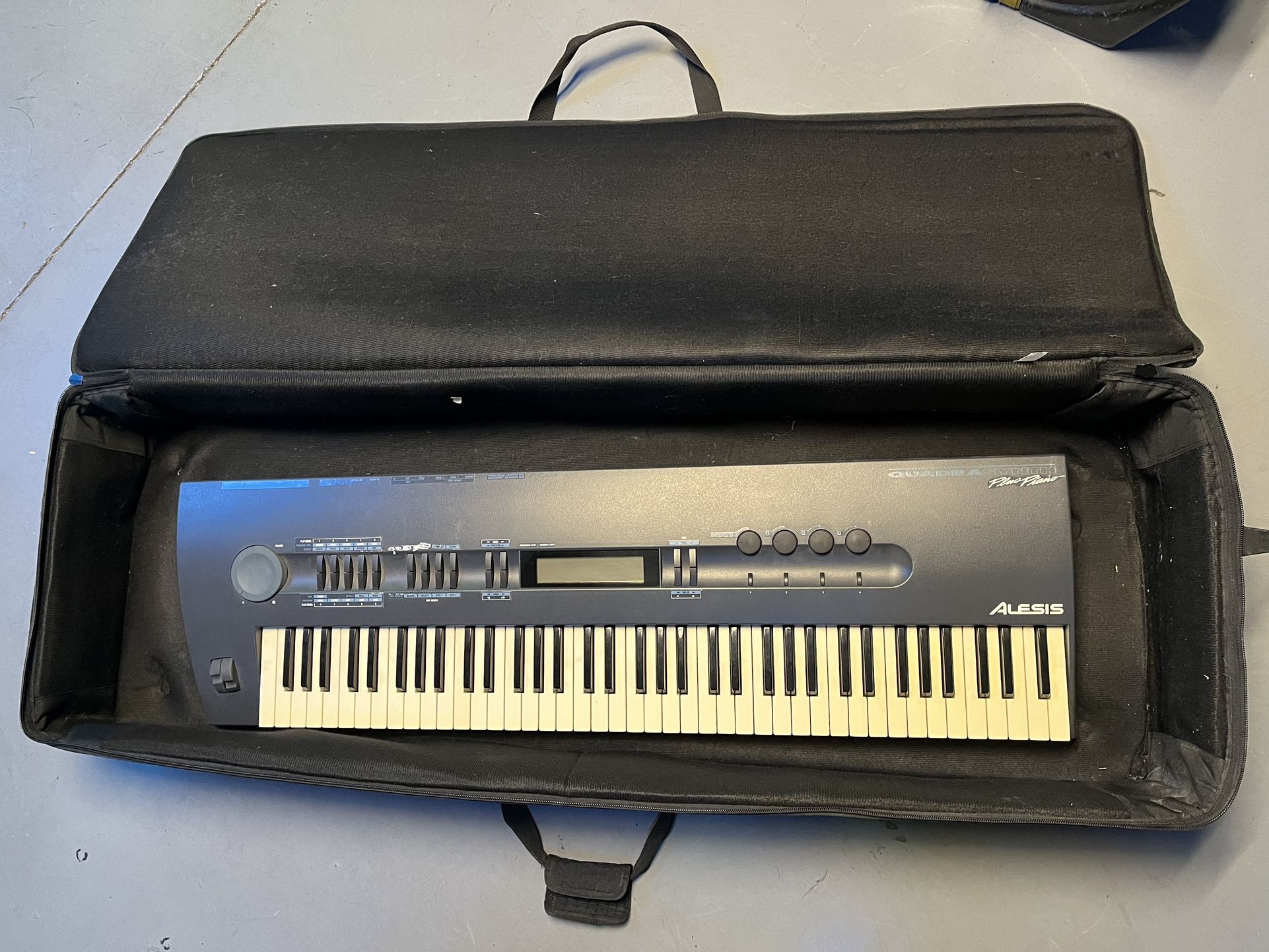 Used Alesia Quadra Synth Plus Piano