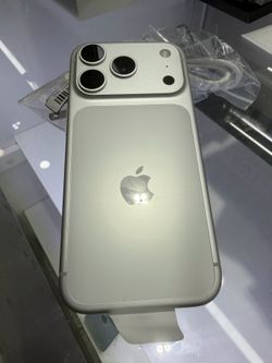 iPhone 17 Pro *VERIZON, BRAND NEW* 256 GB