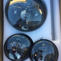 Black Headlight And Passing Lights Led For Motorcycle 