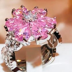 Beautiful Luxury Pink Flower Ring 
