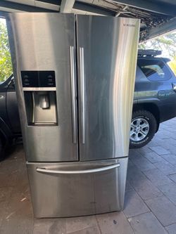 Samsung Stainless Steel Refrigerator And Freezer