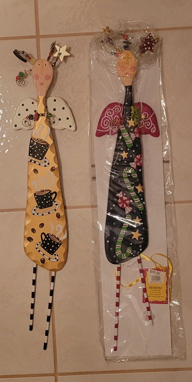 SILVESTRI Johnna Elstob Hannabells 32" Decorative/Christmas Wooden Angel Wall Hanging Art