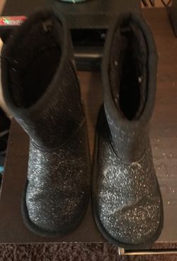 Girls boots black size 11