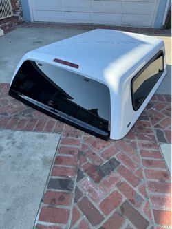 2014/2018 SNUGtop Rebel camper shell Chevy & GMC full size trucks