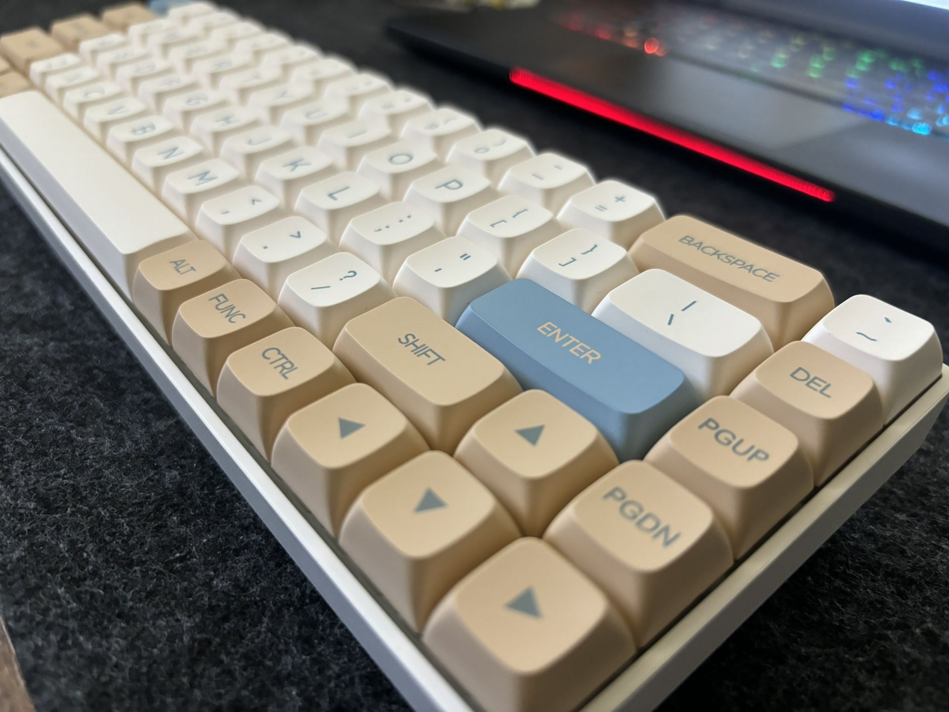 Custom Mechanical Keyboard Milky Yellow Switches 