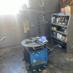 Tire machine changer