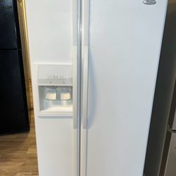 Whirlpool White Side-By-Side Refrigerator with Ice Maker & Water Dispenser - ED2JHGXR002