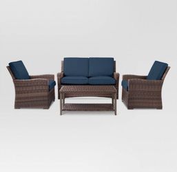 Threshold Patio Set