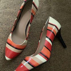 New Women’s Size 8.5 Heels/pumps