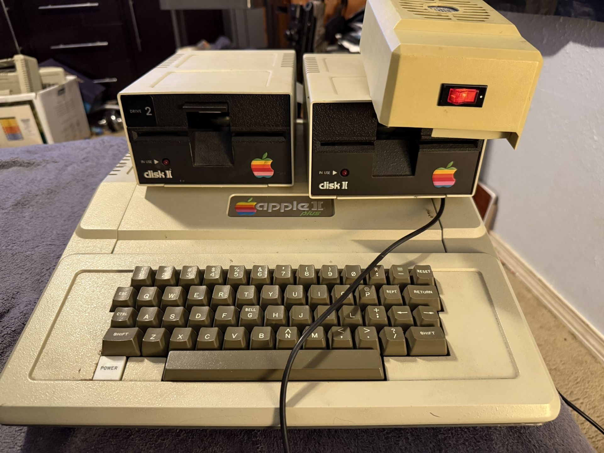 2 Apple Plus Pc