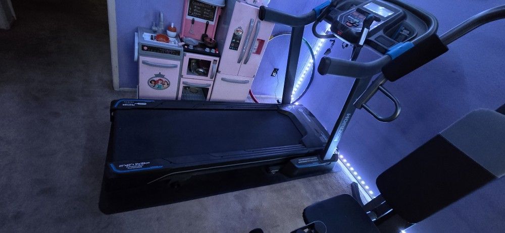 🏃♂️ Horizon Treadmill 7.0 AT – Like New! 🏋️♀️