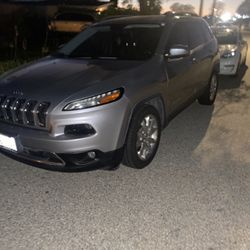 2016 Jeep For Parts