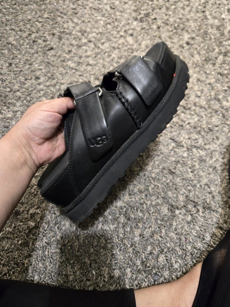 Uggs Sandals Size 7