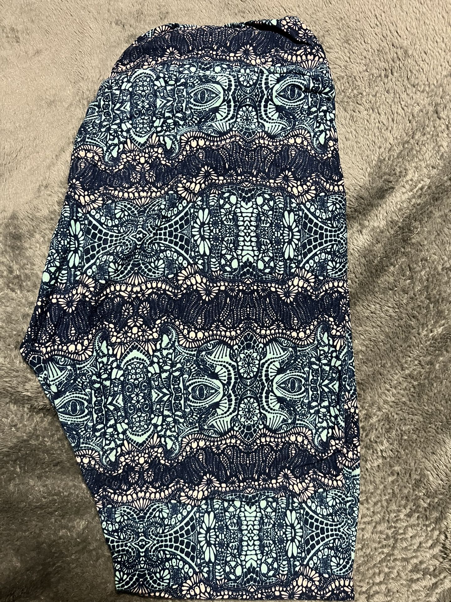 Brand New Lace LuLaRoe Leggings
