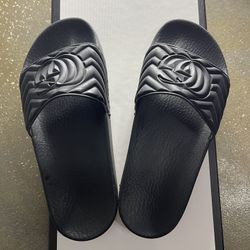 Gucci Black Slides ~ Rubber 
