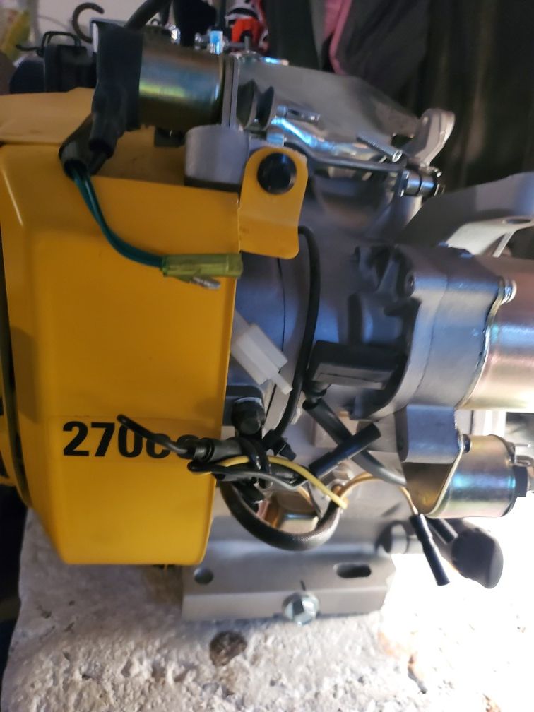 New !!Dewalt 270cc engine never used