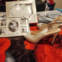 Wedding Album And Frame 