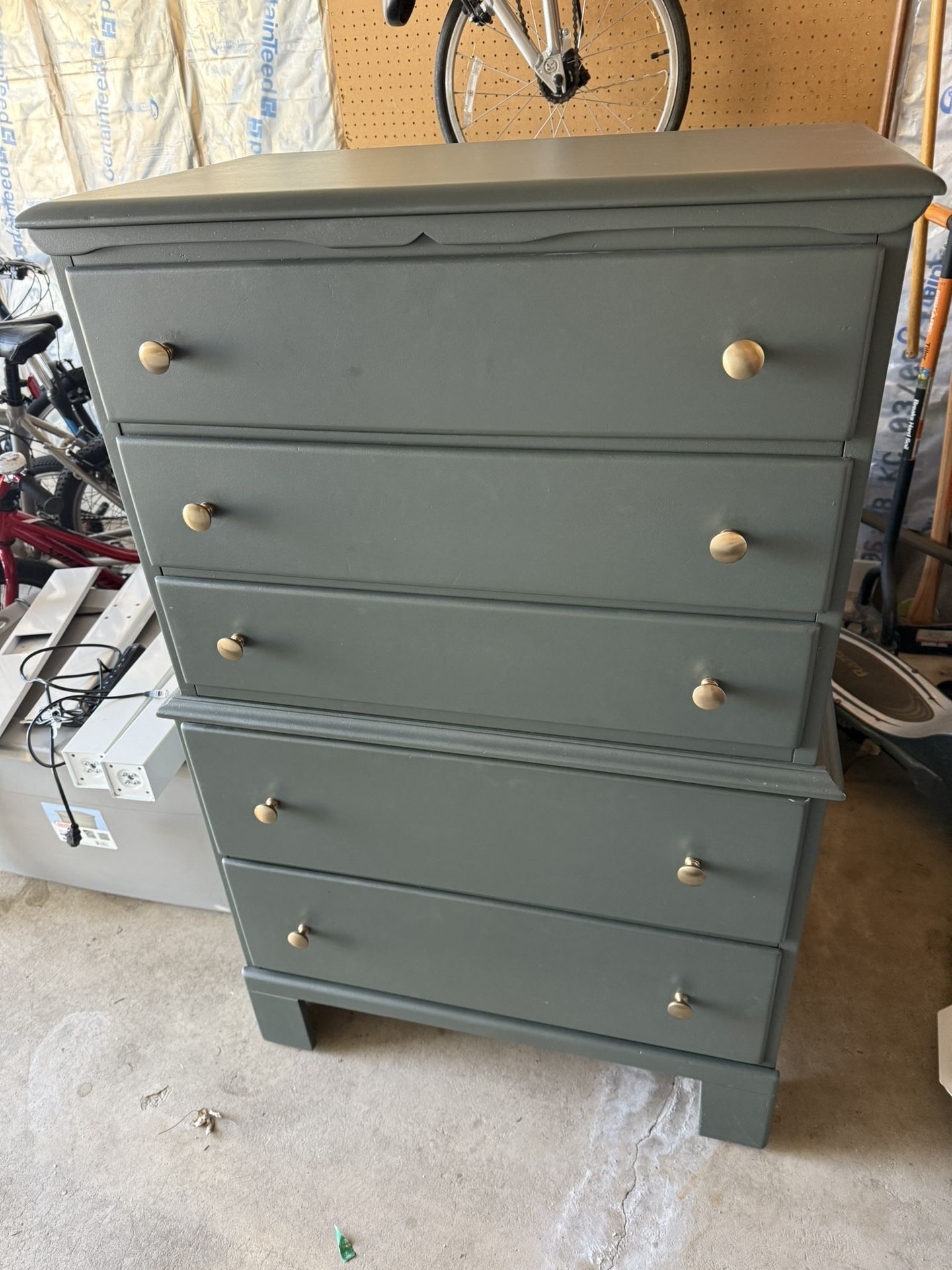 Solid Wood 5 Drawer Dresser