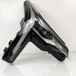 2021-2025 Cadillac CT4 Passenger Side Headlamp Oem