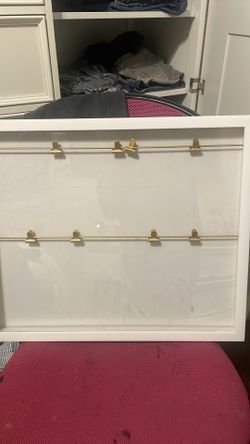 photo hanging frame (cash payment needed)