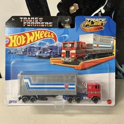 Hot Wheels Track fleet 1/64 scale diecast Optimus Prime truck and trailer