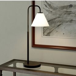 Alhowra Metal Arched Lamp