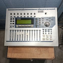 Yamaha Professional Audio Workstation  AW 1600