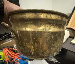 VINTAGE BRASS FOOTED PLANTER FLOWER POT