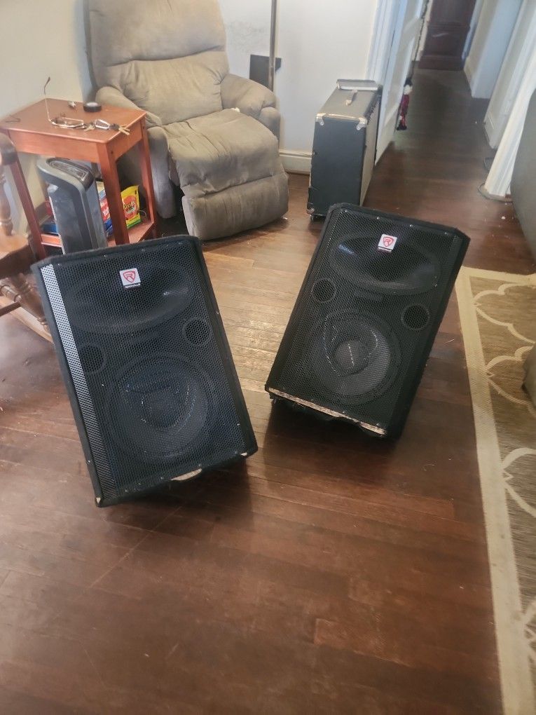 Set Of Rockville Rsm12a Powered Monitors