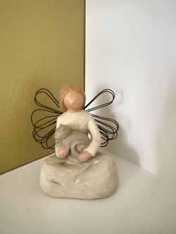 Willow Tree Figurine “Angel of Kindness”