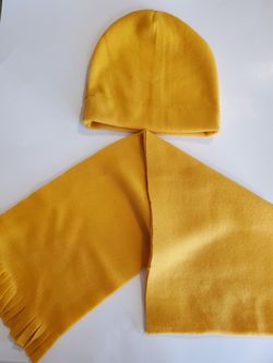 New Fleece Gold Beanie Scarf Set Adult sz Hand Crafted